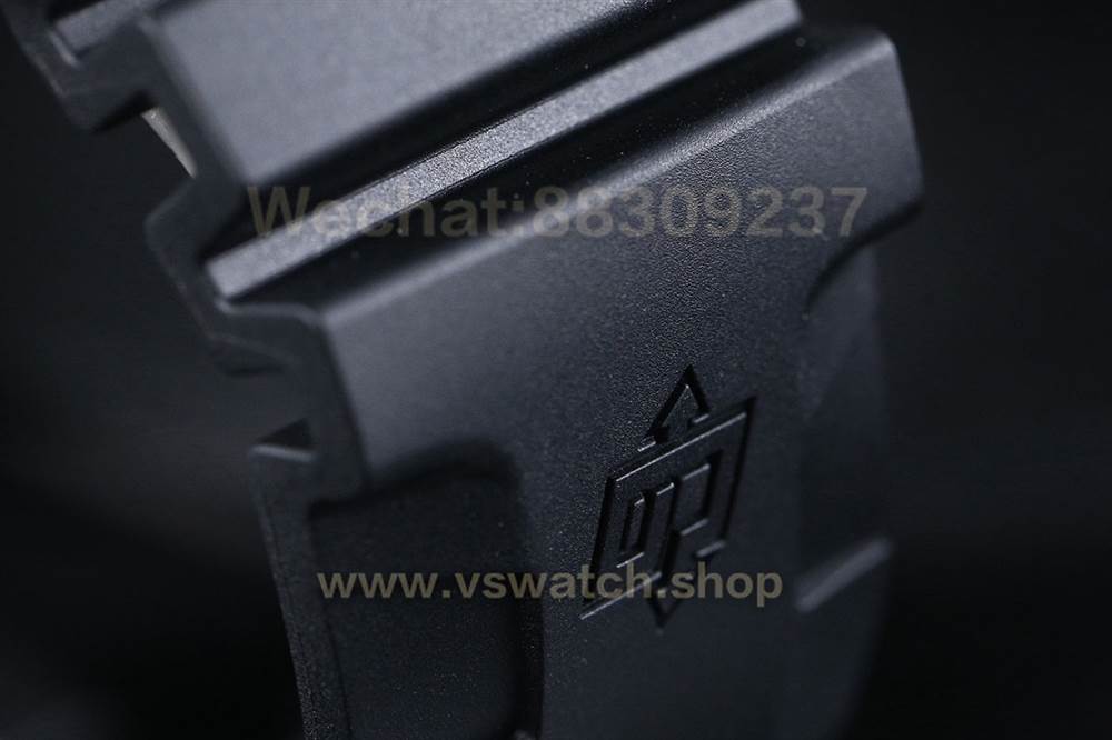 VS厂全新碳纤维腕表：VS厂沛纳海979碳纤维复刻表首发详解