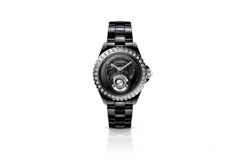 Chanel 2022新表面世｜J12 Diamond Tourbillon自家制飞行陀飞轮机芯再创巅峰