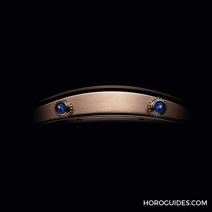 CARTIER - Pre-SIHH 2019 卡地亚Tonneau双时区镂空腕表，高端制表实力就是要你一清二楚
