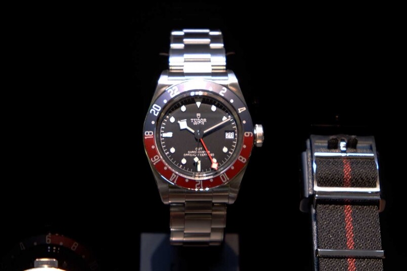 TUDOR百事圈GMT