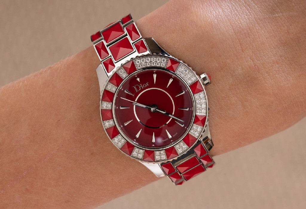 不再生产：Dior Christal Red 女士手表