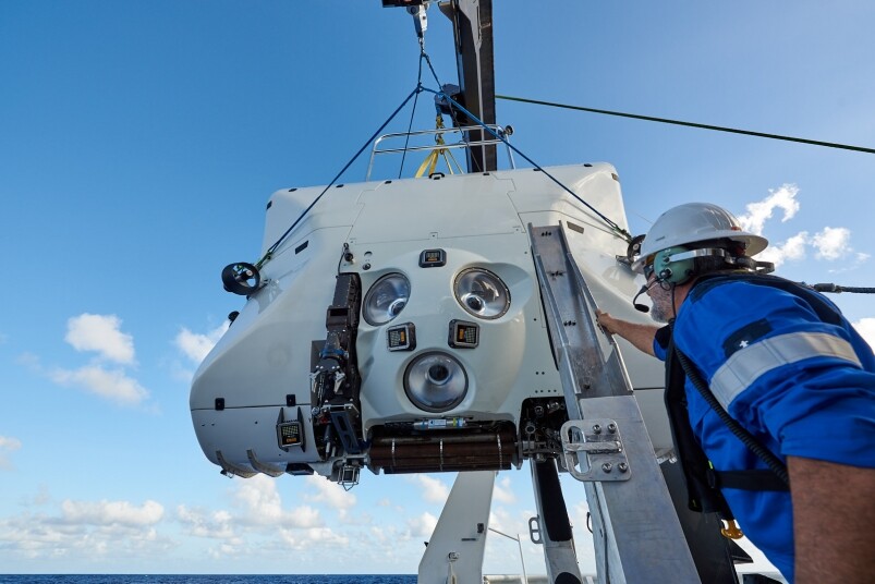 早前探险家Victor Vescovo驾驶深海潜艇Limiting Factor，抵达抵达马里亚纳海沟（Mariana Trench）底部，深