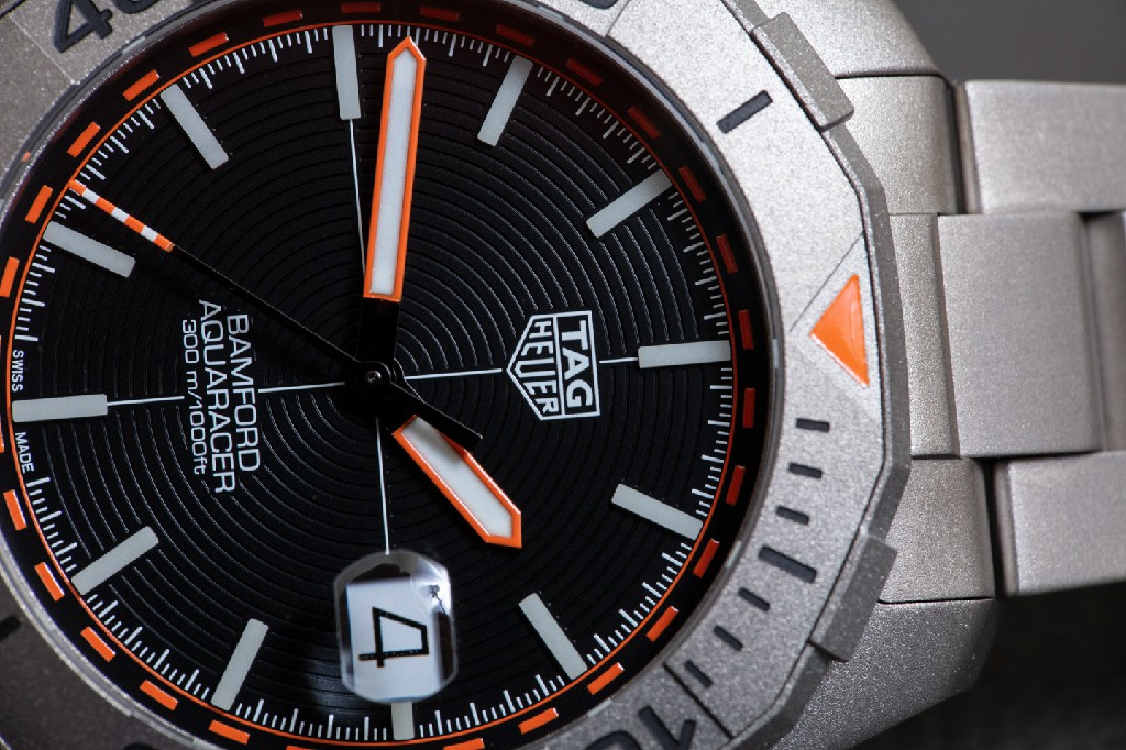 动手实践：TAG Heuer Aquaracer x Bamford 钛金属腕表