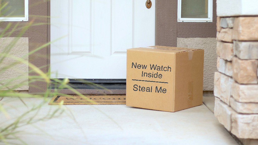 只是因为这个盒子可以让你的手表（和其他东西，我猜）在你的门廊上安全