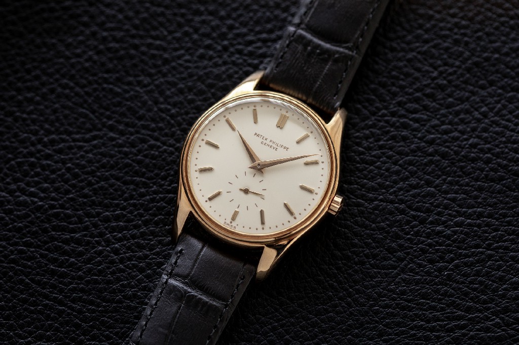 百达翡丽参考 2526 |  保存完好的珐琅表盘黄金腕表，1958 年制造