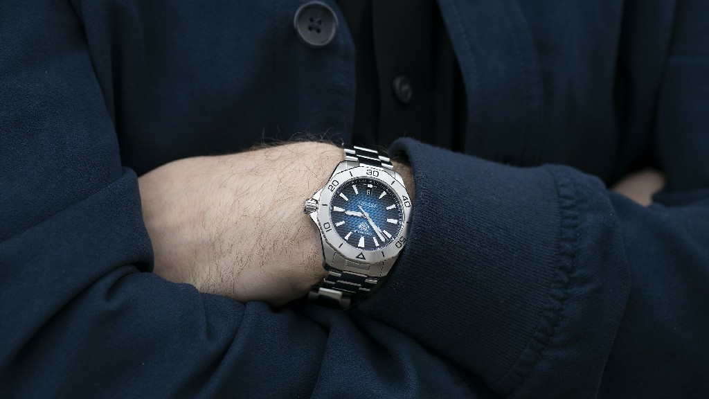 手腕上的一周 40 毫米泰格豪雅 Aquaracer 可能是您唯一的手表