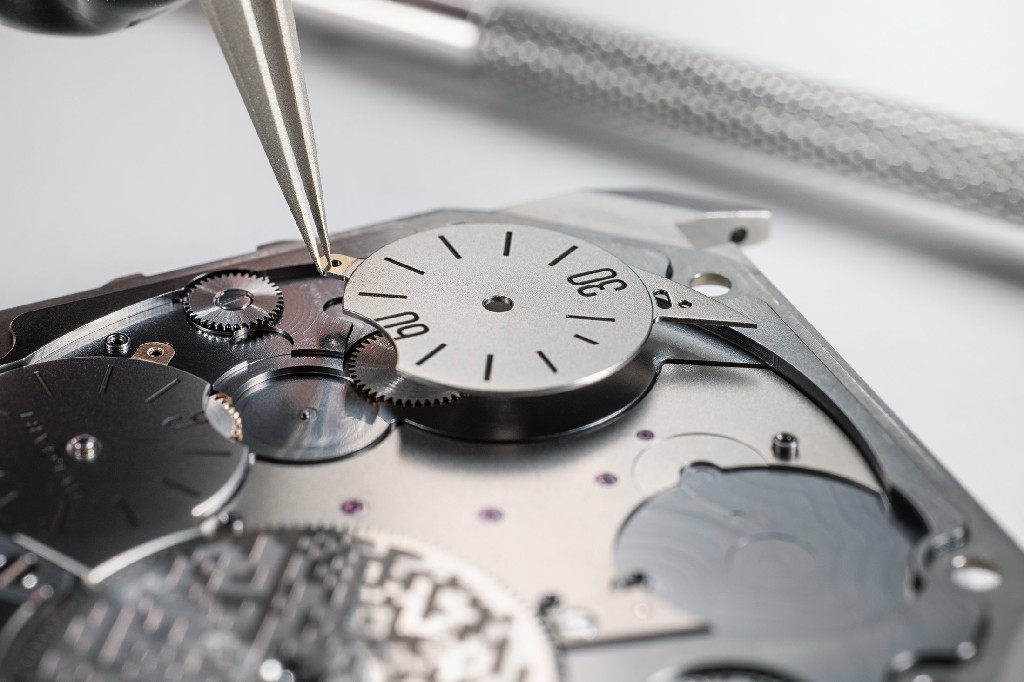 深度解析宝格丽全新Octo Finissimo Ultra是世界上最薄的手表，创下新纪录