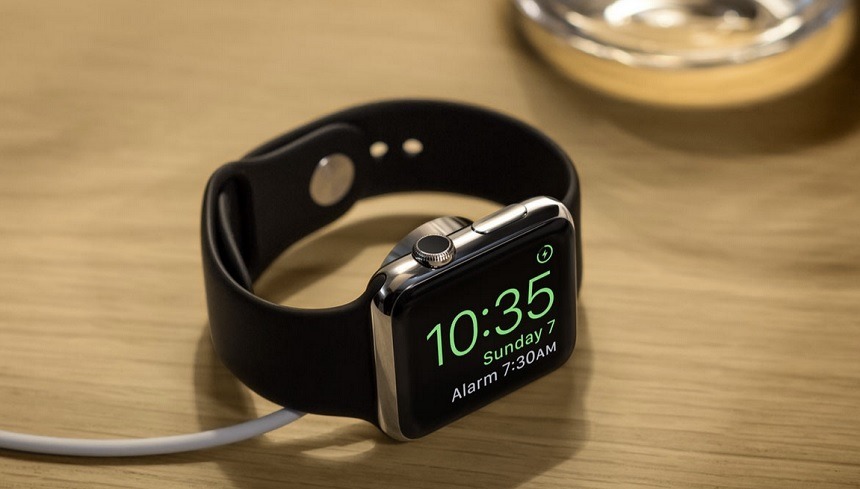 Apple-watch-床头柜模式