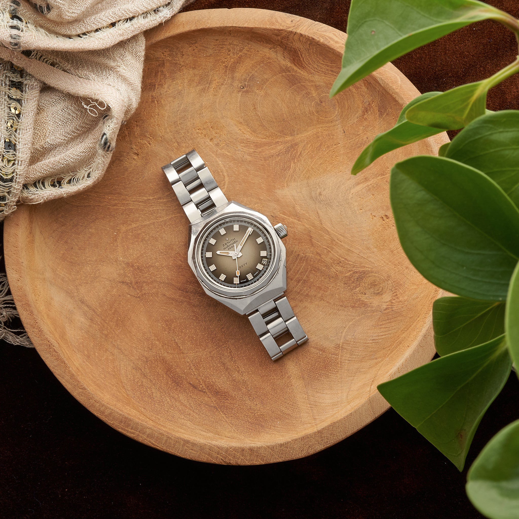 老式 Zenith Defy 腕表的生活方式图片
