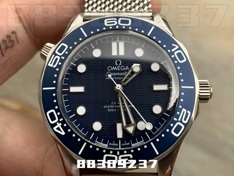 VS厂欧米茄海马300M邦德60周年特别款复刻表会一眼假吗-VS手表评测