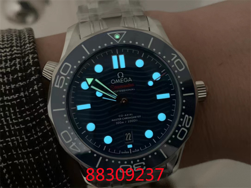 VS厂海马300米V3版蓝盘怎么样