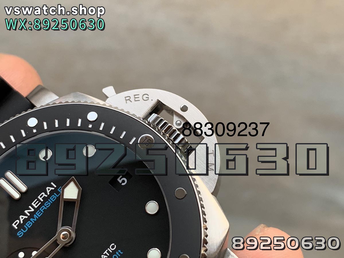 VS厂沛纳海SUBMERSIBLE 潜行系列PAM00683腕表